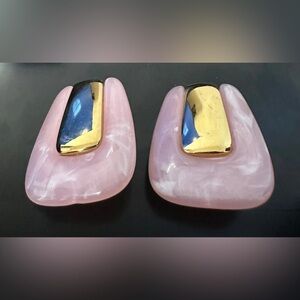 Vintage AVON Frosted Pink Lucite Gold Tone Clip On Earrings Big! 1980's Style